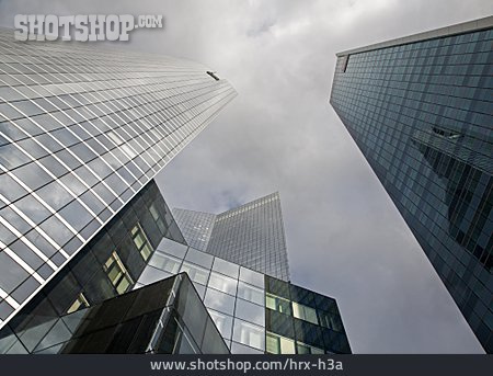 
                Moderne Baukunst, Hochhaus, La Défense, Glasarchitektur                   