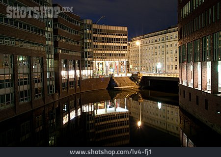
                Bürogebäude, Hamburg, Hafencity                   