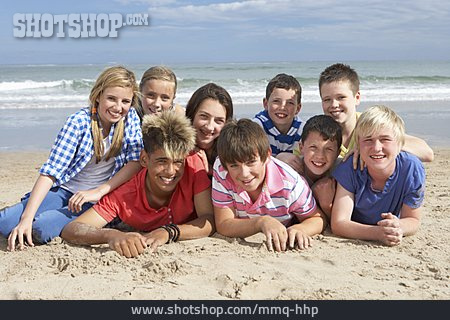 
                Kindergruppe, Freundschaft, Strand                   