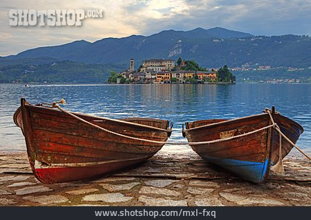 
                Fischerboot, Italien, Orta San Giulio                   