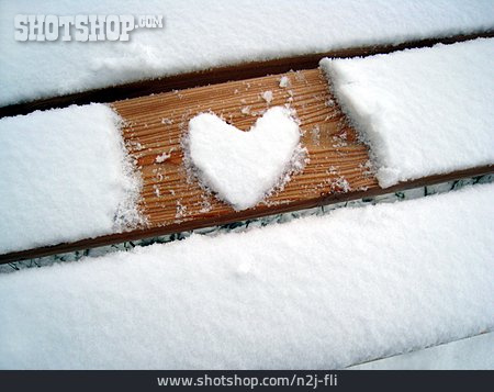 
                Schnee, Herz, Herzförmig                   