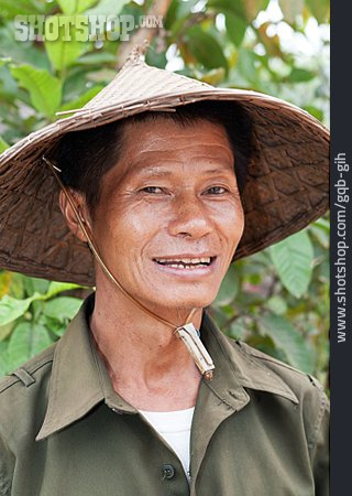 
                Mann, Asiate, Vietnamese                   