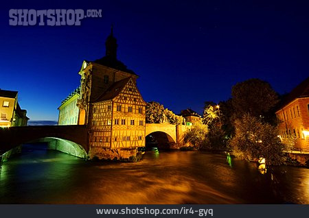
                Beleuchtet, Altes Rathaus, Bamberg                   