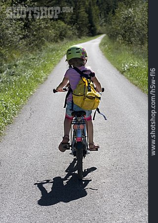 
                Kind, Radfahren                   