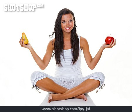 
                Junge Frau, Gesunde Ernährung, Ernährungsbewusstsein                   