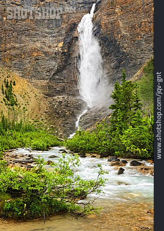 
                Wasserfall, Takakkaw Falls, Yoho National Park                   