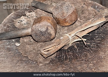
                Hammer, Traditionell                   