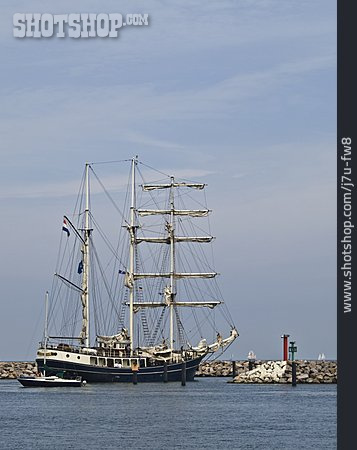 
                Segelschiff, Thalassa                   