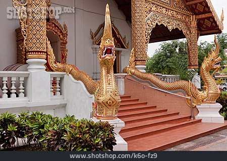 
                Tempel, Thailand, Wat Phra Singh Woramahaviharn                   