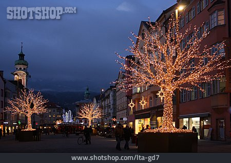 
                Innsbruck, Fußgängerzone, Weihnachtlich                   