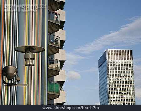 
                Moderne Baukunst, Hochhaus, La Défense, Le Moretti Fresco                   