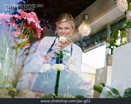 
                Verkäuferin, Blumenladen, Ladengeschäft, Floristin                   