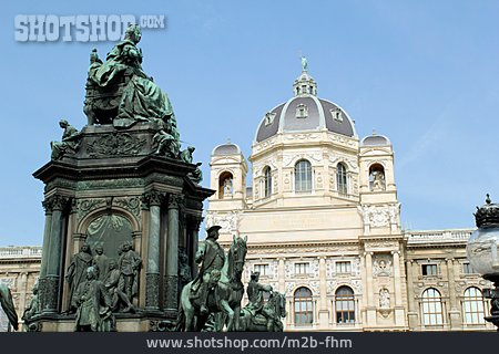 
                Wien, Maria-theresien-denkmal, Naturhistorisches Museum                   