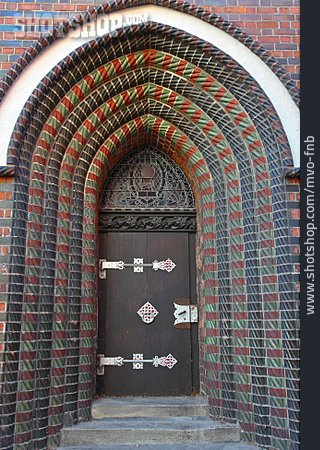 
                Kirchentür, Eingangsportal                   