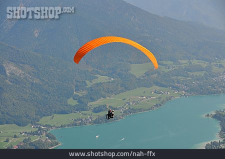 
                Paragliding, Gleitschirmflieger, Gleitschirmfliegen                   