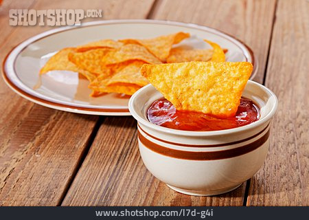 
                Nachos, Tortilla-chips                   