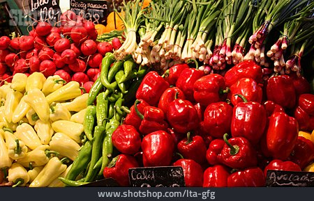 
                Marktstand, Auslage, Gemüsestand                   