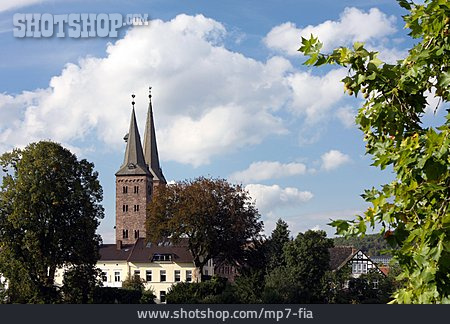 
                Kilianskirche, Höxter                   