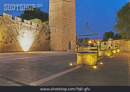 
                Zadar, Fünf-brunnen-platz                   