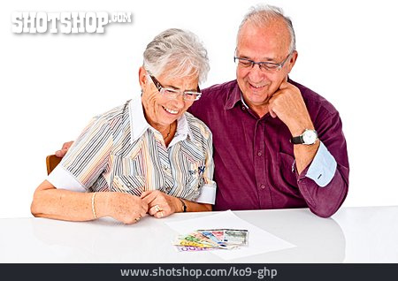 
                Gewinn, Rente, Seniorenpaar, Rentenerhöhung                   