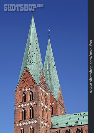 
                Kirchturm, Marienkirche, Lübeck                   