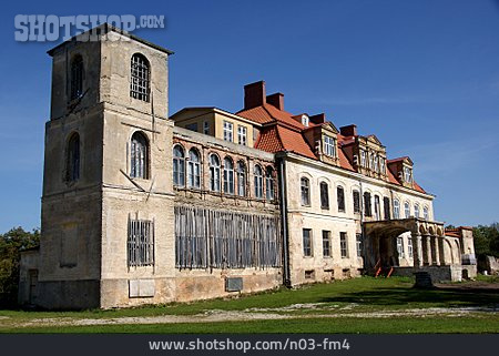 
                Herrenhaus, Estland                   