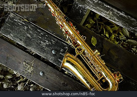
                Saxophon                   