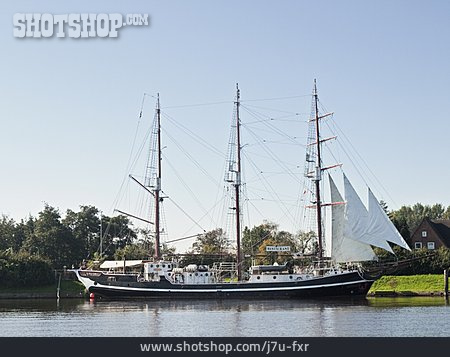 
                Segelschiff, Emden, Restaurantschiff                   