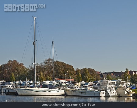 
                Hafen, Emden                   
