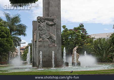 
                Springbrunnen, Santa Cruz De Tenerife, Parque Municipal                   