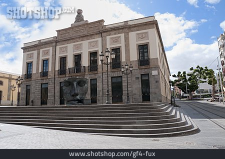 
                Santa Cruz, Teatro Guimera, Plaza De Santo Domingo                   