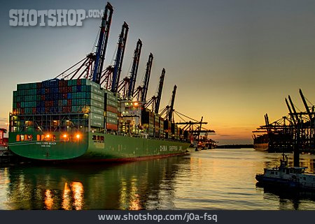 
                Containerschiff, Hamburger Hafen, Containerkran, Frachthafen                   