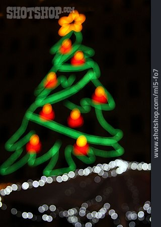 
                Lichterkette, Weihnachtsmarkt, Adventszeit                   