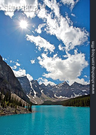 
                Rocky Mountains, Banff-nationalpark, Valley Of Ten Peaks                   