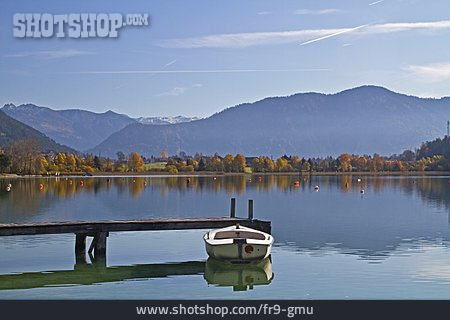 
                Boot, Herbstlich, Achensee                   
