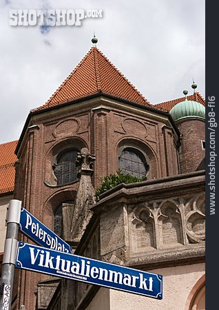 
                München, Peterskirche, Viktualienmarkt                   