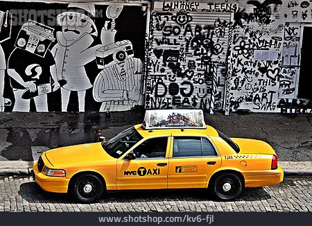 
                Graffiti, Yellow Cab, New York City                   