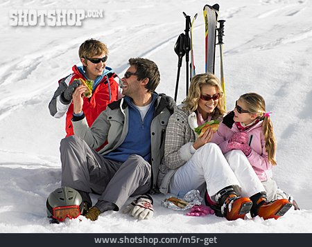 
                Pause & Auszeit, Skiurlaub, Snack, Sandwich                   