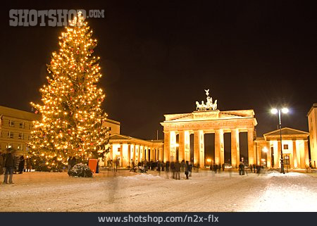 
                Brandenburger Tor, Weihnachtsbaum                   