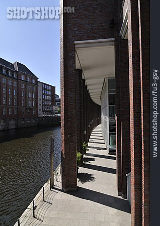 
                Hamburg, Moderne Architektur, Arkaden                   