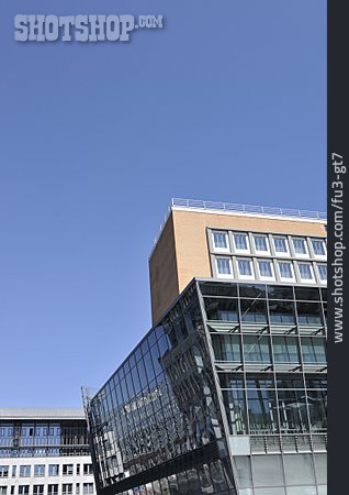 
                Bürogebäude, Glasfassade, Hamburg                   