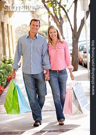 
                Paar, Einkauf & Shopping, Einkaufen, Einkaufsbummel                   