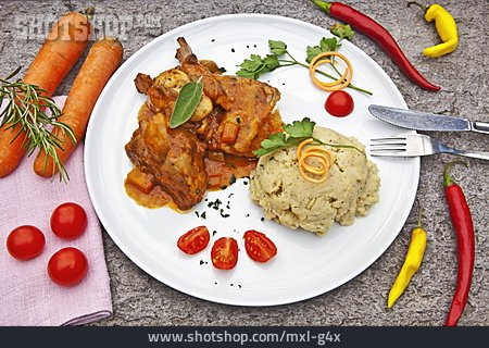 
                Mahlzeit, Fleischgericht, Polenta, Tellergericht, Kaninchenfleisch                   
