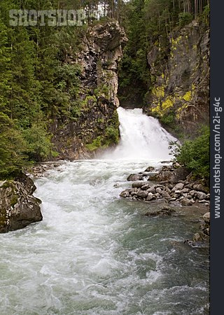 
                Wasserfall, Reintal, Rein In Taufers                   