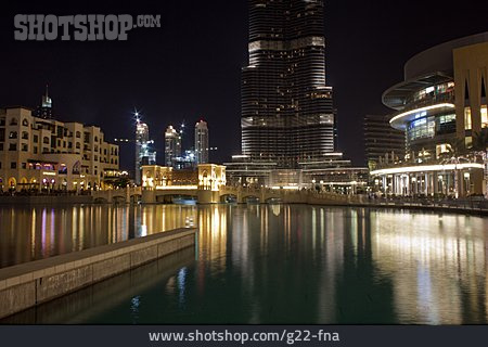 
                Beleuchtet, Gebäude, Dubai                   