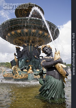 
                Brunnenfigur, Place De La Concorde, Fontaine Des Mers                   