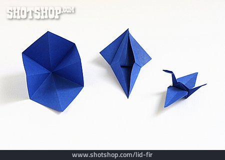 
                Origami, Papierfaltkunst, Papierkranich                   