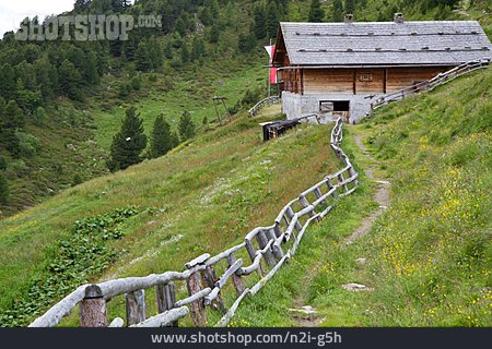
                Berghütte, Bauernhaus, Holzhütte                   