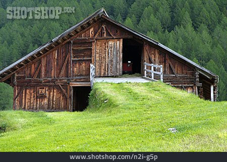 
                Berghütte, Holzhütte, Scheune                   