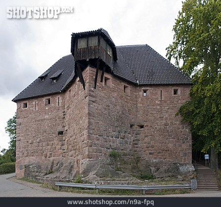 
                Festungsanlage, Hochkönigsburg                   